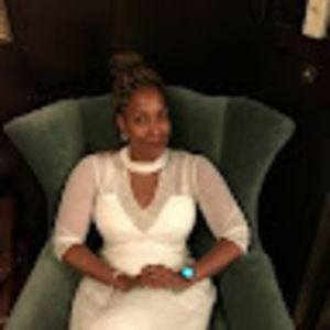 Meet your Posher, Atiya